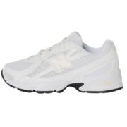 New Balance 740